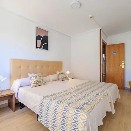 Madrid 3* Τορεβιέχα
